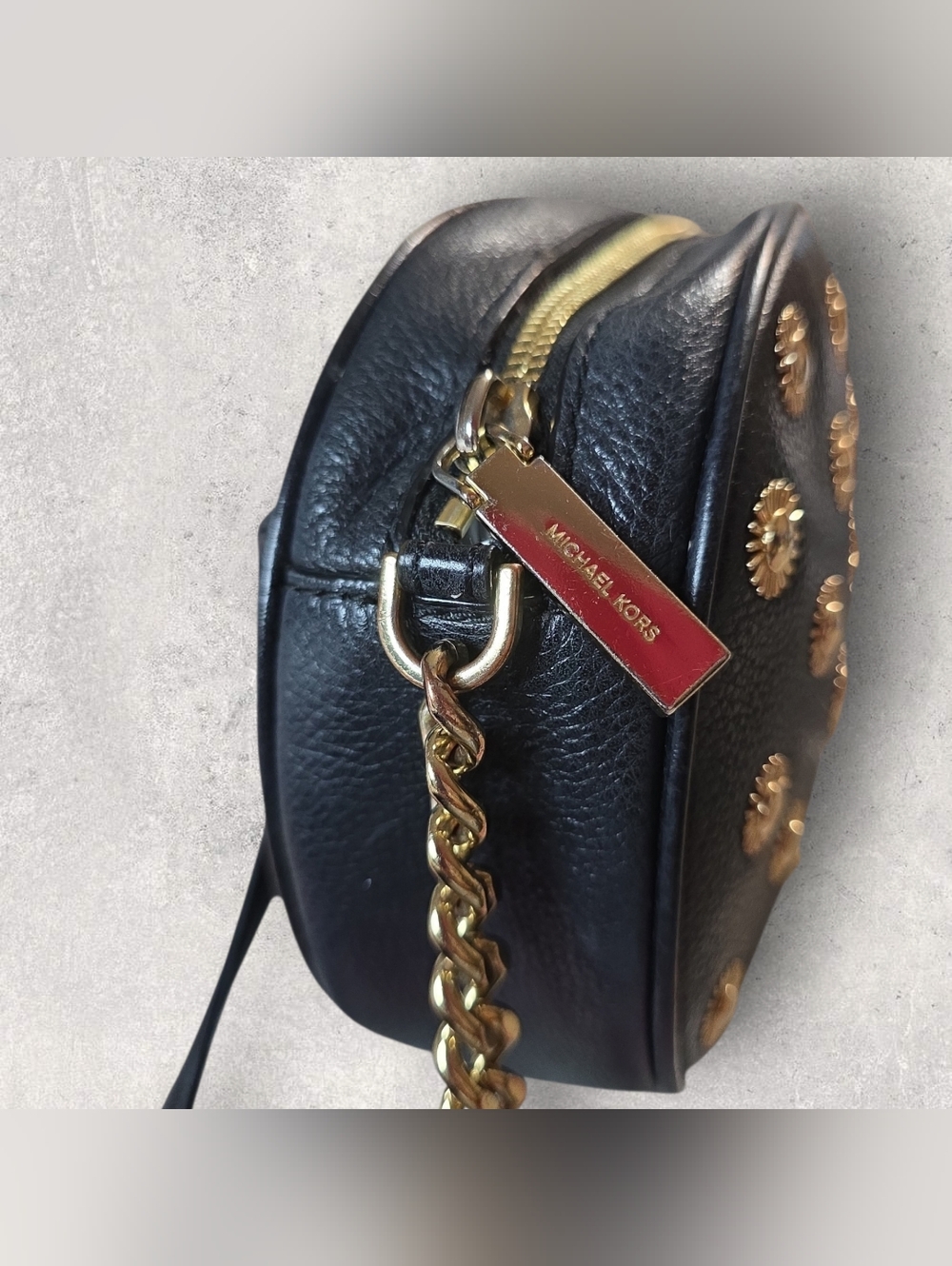 MICHAEL KORS GINNY STUDDED MD MESSENGER CROSSBODY BAG EUC With DUSTBAG - Picture 6 of 12